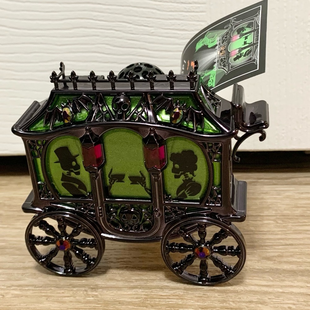 Bath & Body Works Spooky Carriage Wallflower Plug In - Halloween Projector - NEW